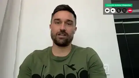 Antena 3 Deportes entrevista al extenista Alexandr Dolgopolov desde el frente en Ucrania Antena 3 Deportes entrevista al extenista Alexandr Dolgopolov desde el frente en Ucrania