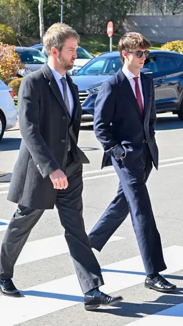 Dos de los hijos de Laura Boyer, Hugo y Antonio, a su llegada al Tanatorio de La Paz Dos de los hijos de Laura Boyer, Hugo y Antonio, a su llegada al Tanatorio de La Paz