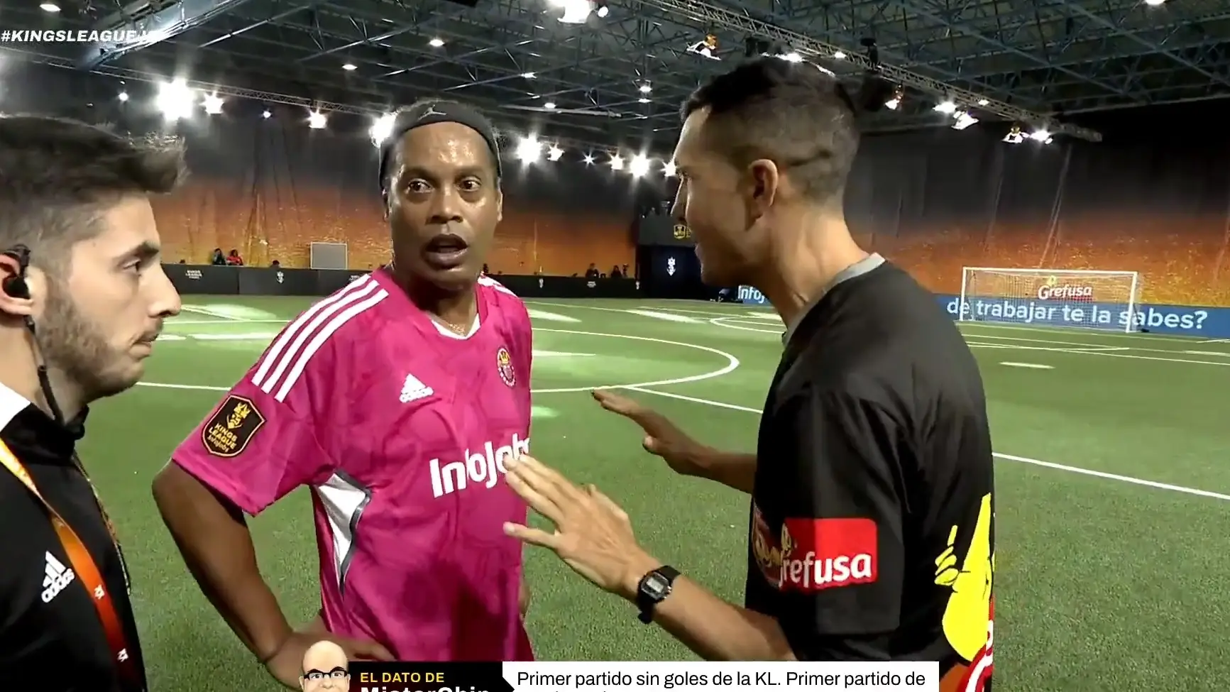 Ronaldinho, durante su debut en la Kings League Ronaldinho, durante su debut en la Kings League