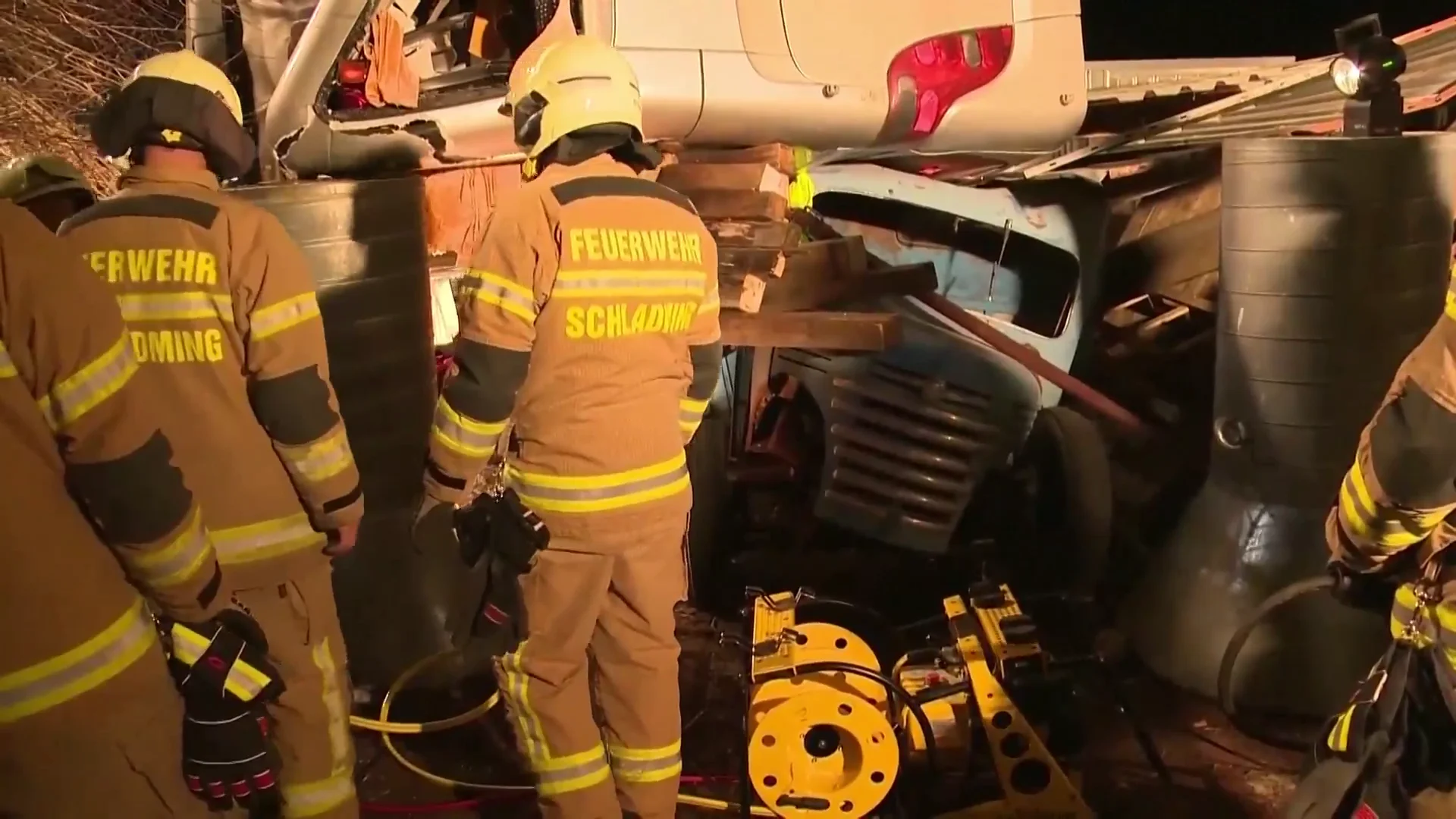 Tr&aacute;gico accidente de autob&uacute;s en Austria