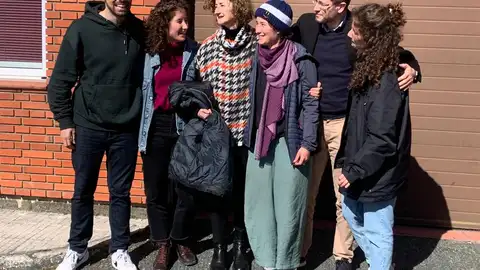 Ana Baneira ya está con su familia en España Ana Baneira ya está con su familia en España