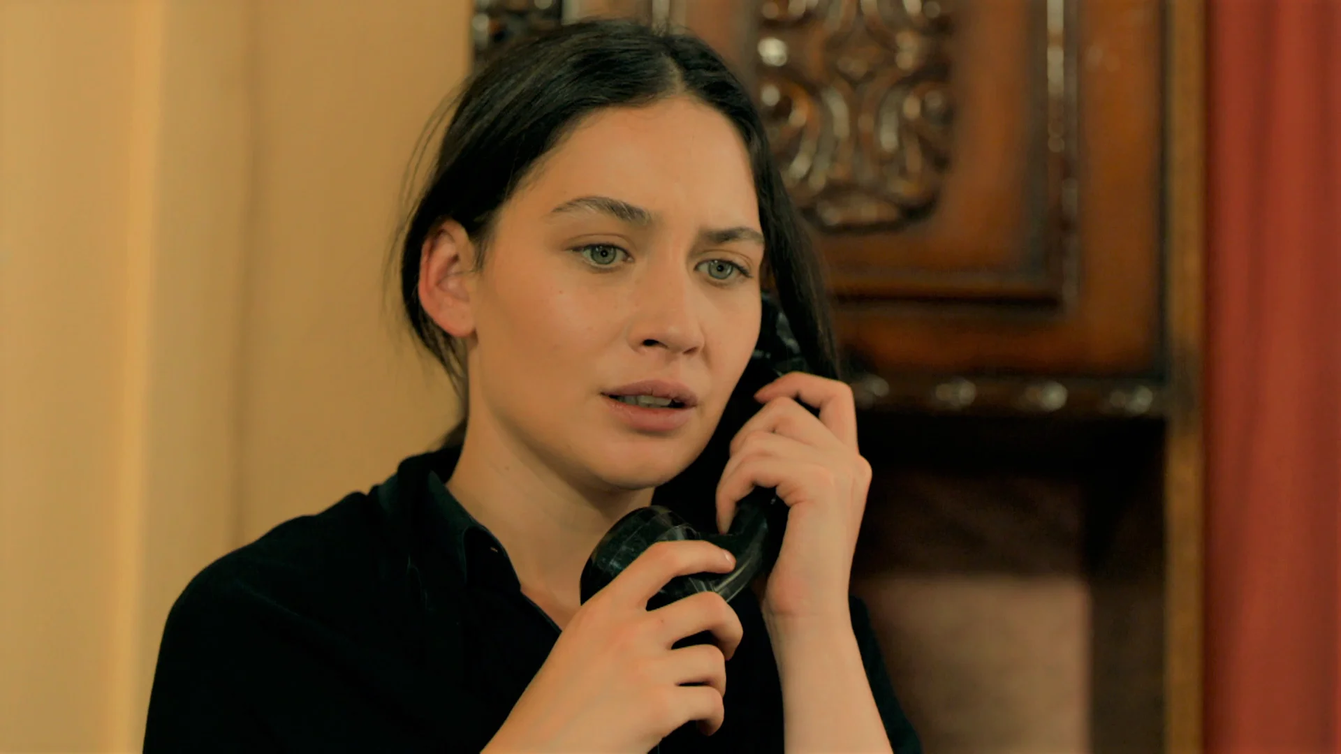 Avance del próximo capítulo de ‘Tierra Amarga’: Betül decidida a llamar a Sermin... ¿Será buena decisión? Avance del próximo capítulo de ‘Tierra Amarga’: Betül decidida a llamar a Sermin... ¿Será buena decisión?