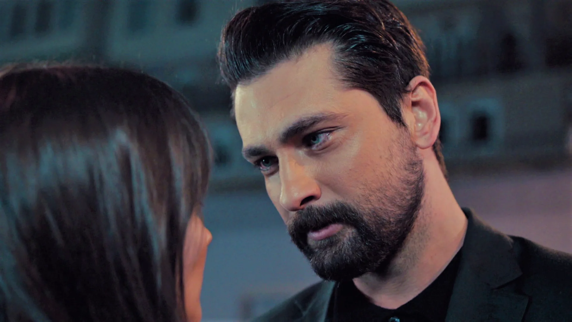 La química entre Alihan y Zeynep cada vez más real… ¿Pasará algo entre ellos? La química entre Alihan y Zeynep cada vez más real… ¿Pasará algo entre ellos?