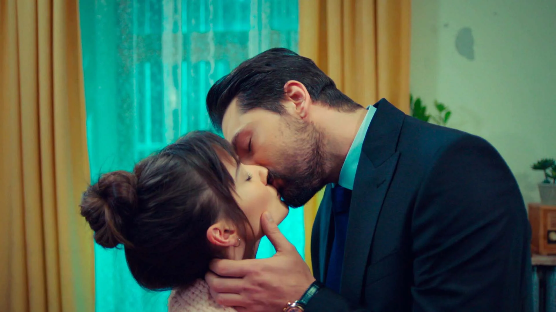 Zeynep Alihan Zeynep Alihan