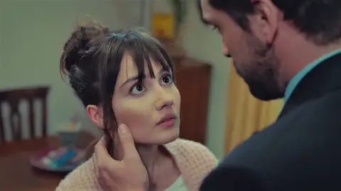 En el último capítulo de ‘Pecado Original’: ¿Nueva pareja a la vista?: ¡Zeynep y Alihan se dejan llevar por sus sentimientos! En el último capítulo de ‘Pecado Original’: ¿Nueva pareja a la vista?: ¡Zeynep y Alihan se dejan llevar por sus sentimientos!