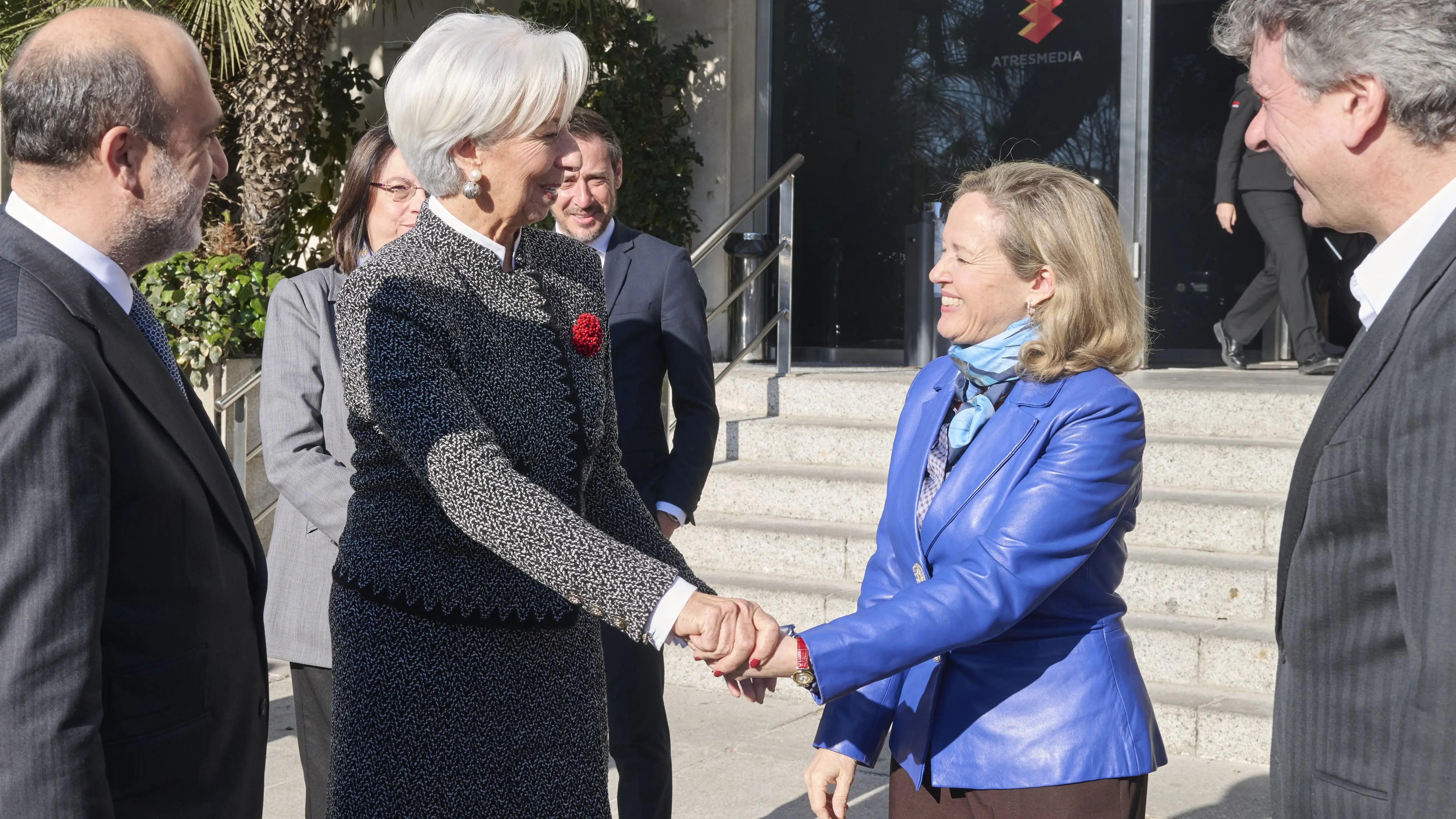 La Presidenta del Banco Central Europeo junto a Nadia Calviño La Presidenta del Banco Central Europeo junto a Nadia Calviño