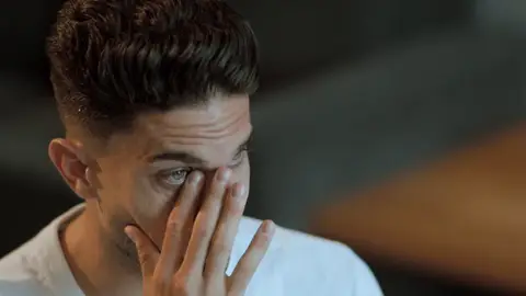 Marc Bartra se rompe al hablar de sus hijos en la final de la Copa del Rey Marc Bartra se rompe al hablar de sus hijos en la final de la Copa del Rey
