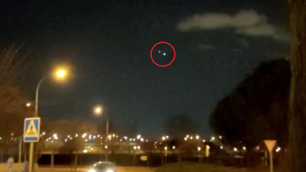 Júpiter y Venus se aprecian juntos en el cielo Júpiter y Venus se aprecian juntos en el cielo
