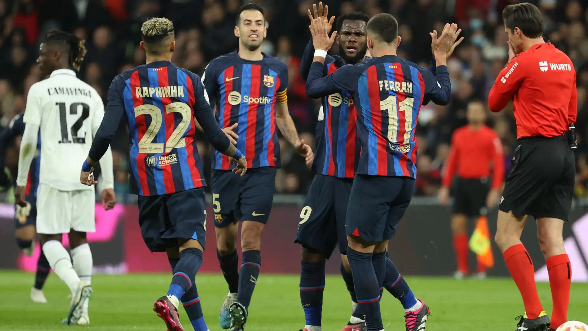 El Bar&ccedil;a celebra su gol en El Cl&aacute;sico de Copa del Rey