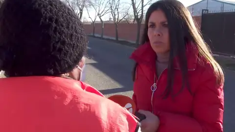 Mata a la presidenta de la comunidad de vecinos. Mata a la presidenta de la comunidad de vecinos.