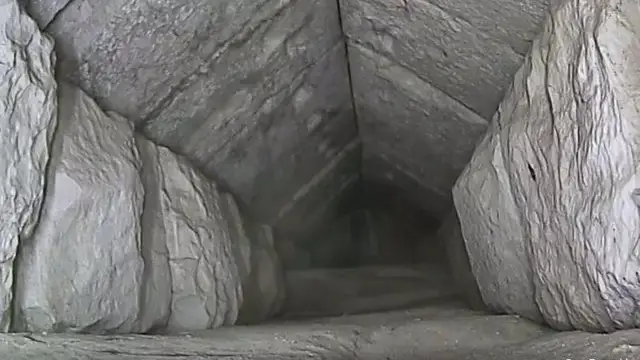 Descubren un corredor en la gran Pirámide de Keops Descubren un corredor en la gran Pirámide de Keops