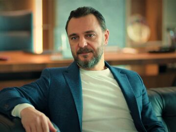 Resul le confiesa a Akif que&hellip; &iexcl;quiere declararse a Suzan!