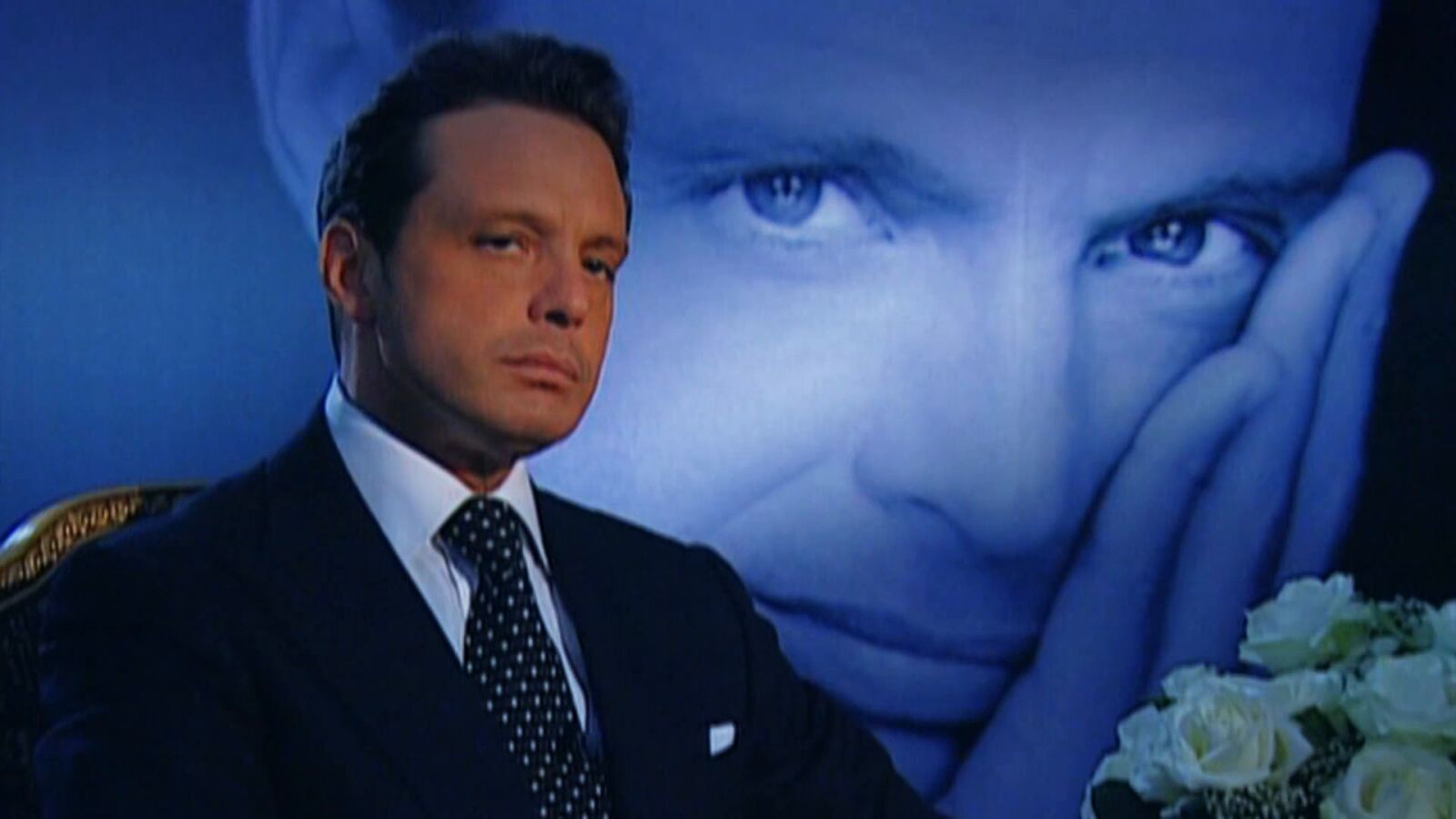 Paloma Cuevas acompaña a Luis Miguel en Chile, donde ha acudido al hospital por un cuadro gripal