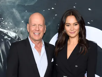 Bruce Willis y su mujer Emma Heming Bruce Willis y su mujer Emma Heming