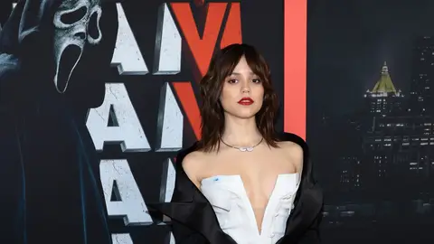 Jenna Ortega en la alfombra roja de 'Scream VI' Jenna Ortega en la alfombra roja de 'Scream VI'