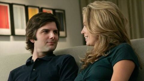 Sonya Walger y Adam Scott en 'Tell me you love me' ('Dime que me quieres')