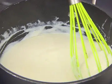 Elabora la bechamel Elabora la bechamel