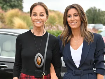Isabel Preysler y su hija Ana Boyer Isabel Preysler y su hija Ana Boyer