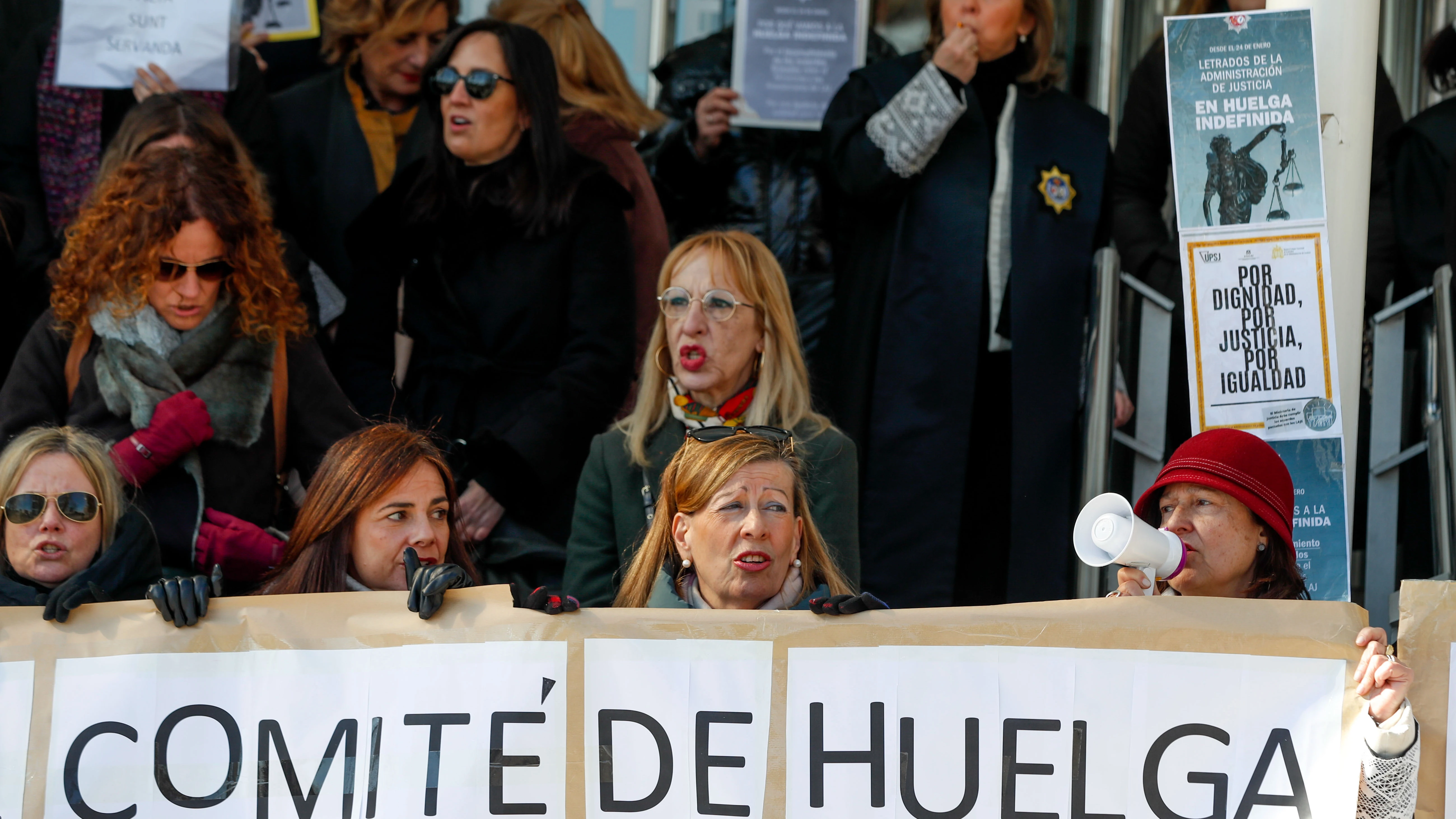 Letrados ante los juzgados de Plaza de Castilla Letrados ante los juzgados de Plaza de Castilla