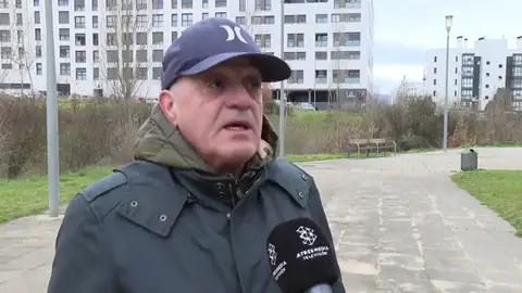 Entrevista al padre del menor agredido por dos policías municipales de Vitoria Entrevista al padre del menor agredido por dos policías municipales de Vitoria