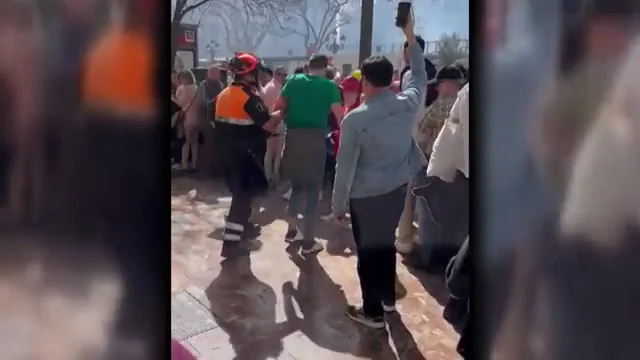 El v&iacute;deo de la evacuaci&oacute;n en el lugar de la masclet&aacute;