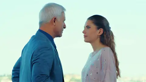 El plan de Yildiz triunfa: ¡Halit le pide matrimonio! El plan de Yildiz triunfa: ¡Halit le pide matrimonio!