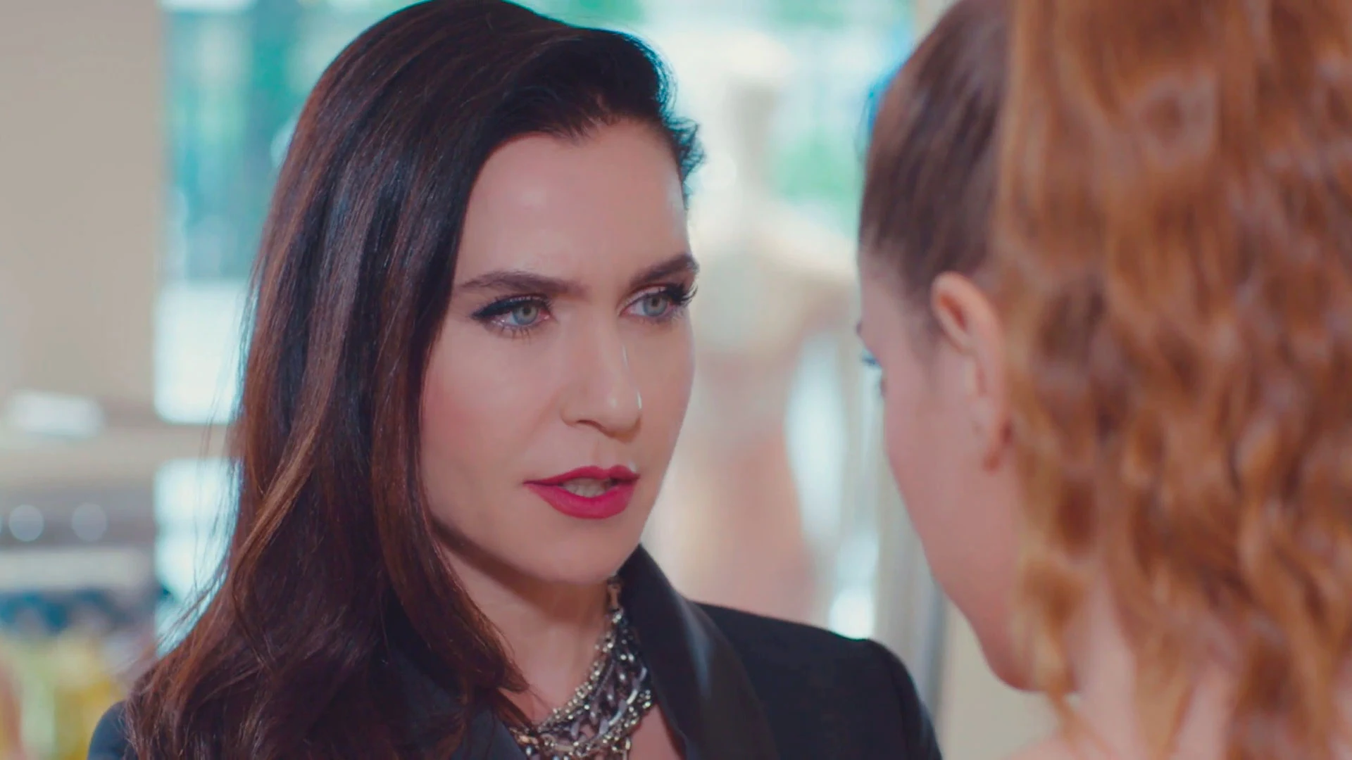 Ender avisa a Yildiz antes de su boda con Halit: “Soy la peor, y pienso hacer lo que sea para que no lo olvides nunca” Ender avisa a Yildiz antes de su boda con Halit: “Soy la peor, y pienso hacer lo que sea para que no lo olvides nunca”