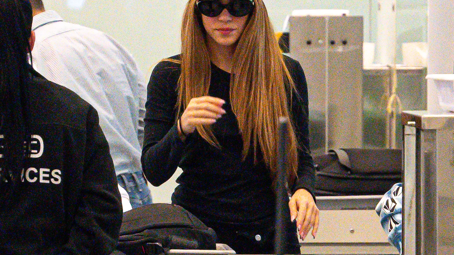 Shakira Shakira