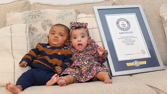 Imagen de los beb&eacute;s gemelos, Adiah Laelynn y Adrial Luka Nadarajah
