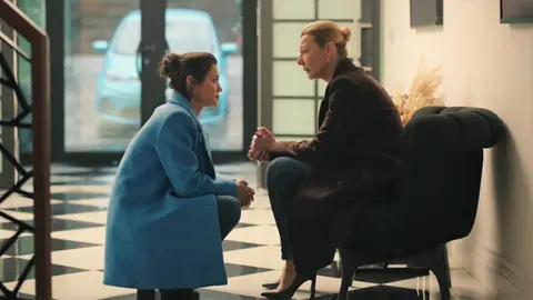 Ceylin le pide a Laçin que mienta en su declaración para que Yekta vaya a la cárcel… ¿Qué decisión tomará? Ceylin le pide a Laçin que mienta en su declaración para que Yekta vaya a la cárcel… ¿Qué decisión tomará?