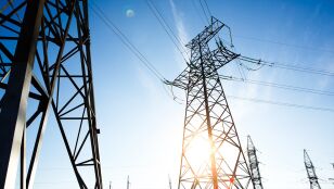 L&iacute;neas el&eacute;ctricas de alta tensi&oacute;n