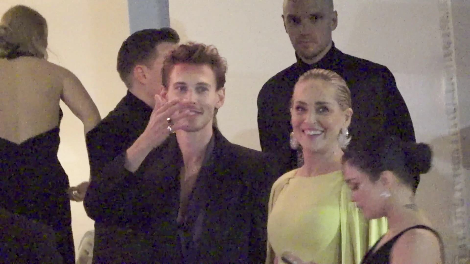 El encuentro de Austin Butler y Vanessa Hudgens tras los Oscar El encuentro de Austin Butler y Vanessa Hudgens tras los Oscar