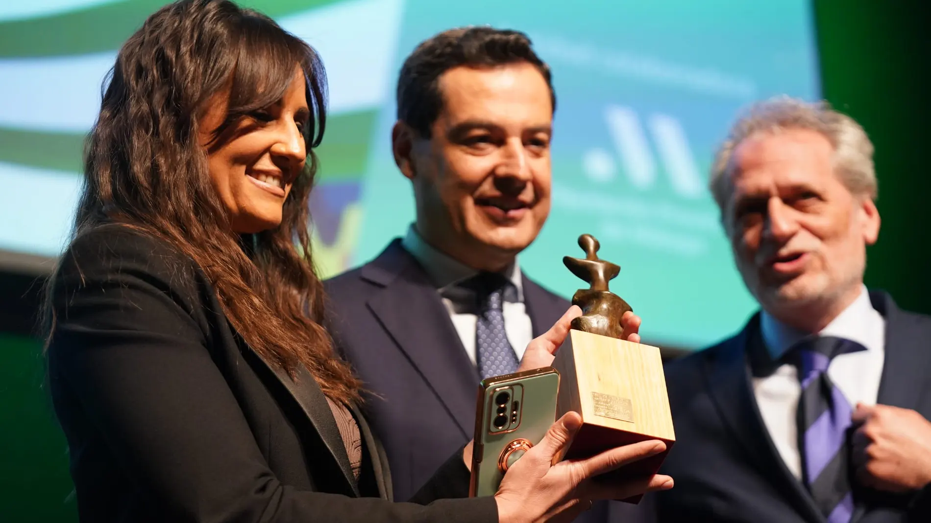 Lorena García recoge el Premio Meridiana 2023