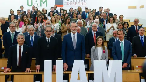 El rey Felipe VI asiste a un acto conmemorativo del 30 aniversario de su licenciatura en Derecho El rey Felipe VI asiste a un acto conmemorativo del 30 aniversario de su licenciatura en Derecho