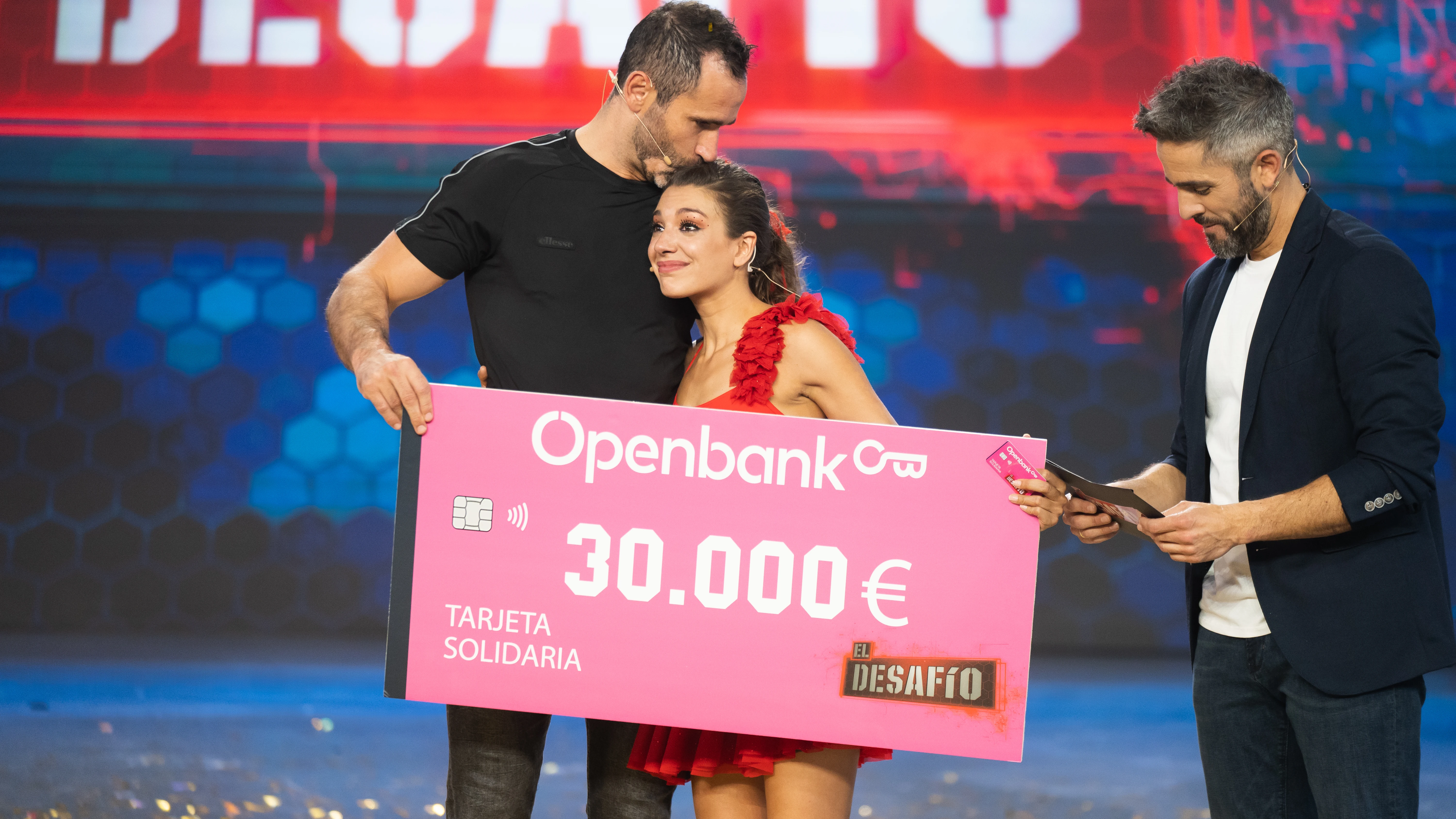 La emoci&oacute;n de Ana Guerra al compartir su premio con Jorge Blanco tras ganar la final de &lsquo;El Desaf&iacute;o&rsquo;: &ldquo;Si no es por &eacute;l, no habr&iacute;a ganado el programa&rdquo;