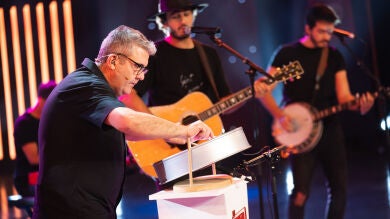 La asombrosa versión de ‘Cómo te atreves’ de Florentino Fernández junto a Morat