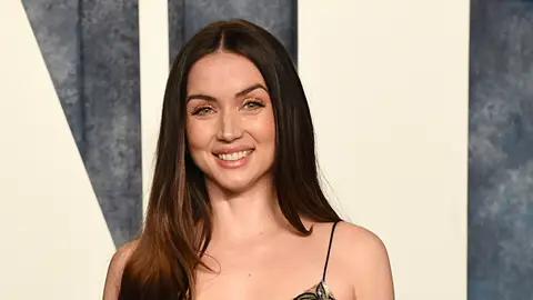 Ana de Armas en la fiesta de los Oscar Ana de Armas en la fiesta de los Oscar