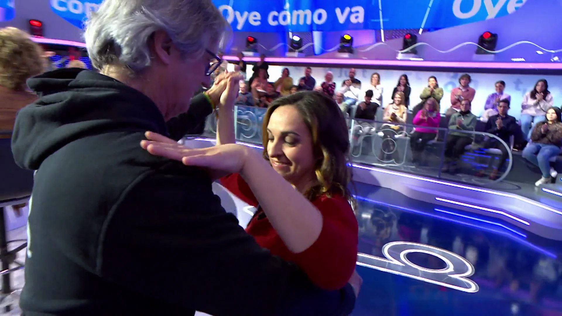 Roberto Leal alucina con Alejandra y su talento para el baile junto a Poty Roberto Leal alucina con Alejandra y su talento para el baile junto a Poty