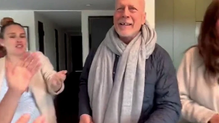 Bruce Willis en su cumpleaños Bruce Willis en su cumpleaños