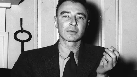 Oppenheimer el hombre que robo el rayo a los dioses Oppenheimer el hombre que robo el rayo a los dioses