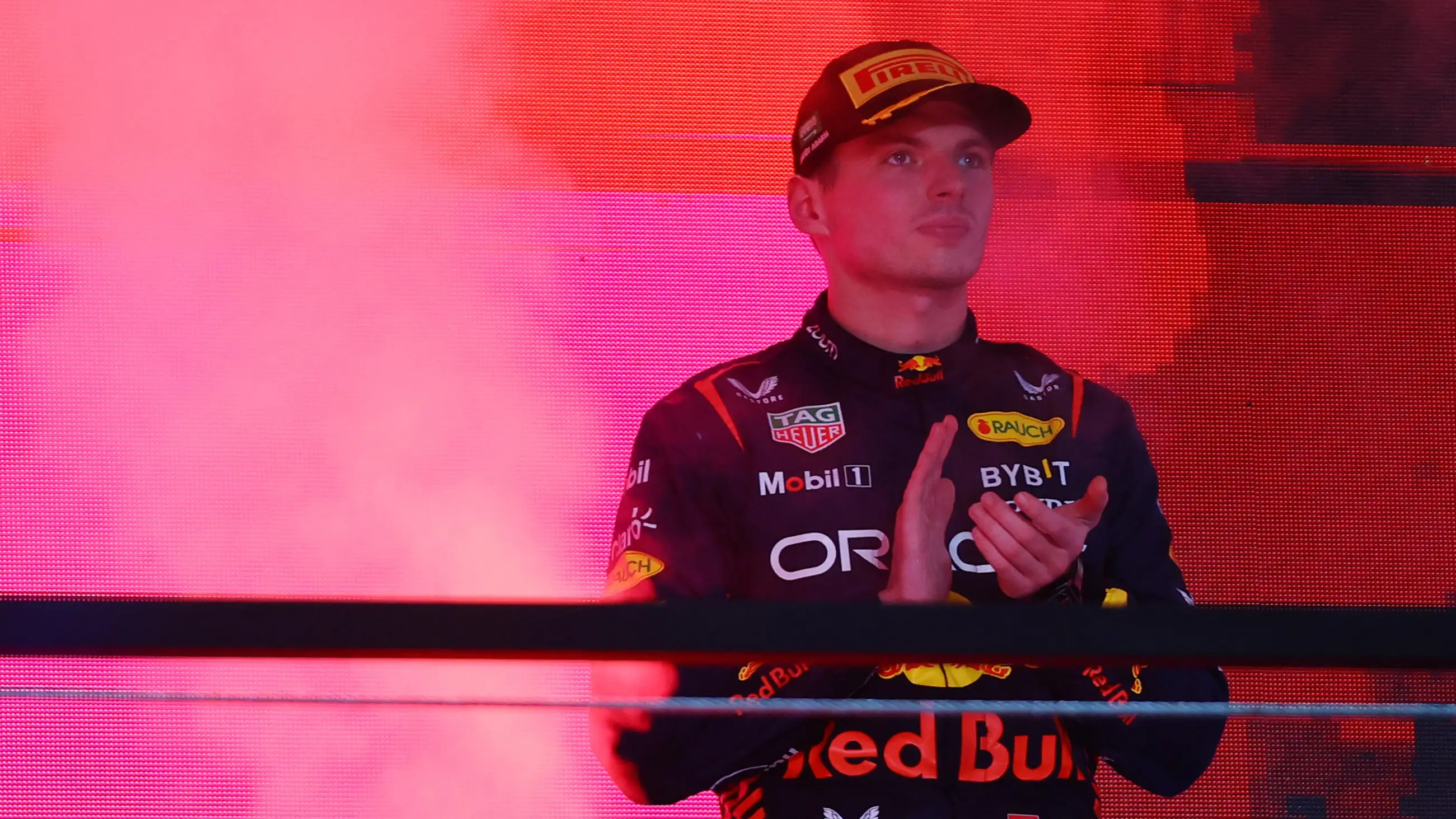 Max Verstappen, en el podio de Arabia Saudí Max Verstappen, en el podio de Arabia Saudí