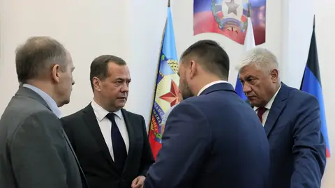 Medvédev amenaza al Tribunal de La Haya: podría ser blanco de un misil Medvédev amenaza al Tribunal de La Haya: podría ser blanco de un misil