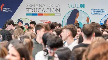 Ambiente durante la inauguración de la feria ‘Aula 2023’, en la IFEMA de Madrid, Ambiente durante la inauguración de la feria ‘Aula 2023’, en la IFEMA de Madrid,