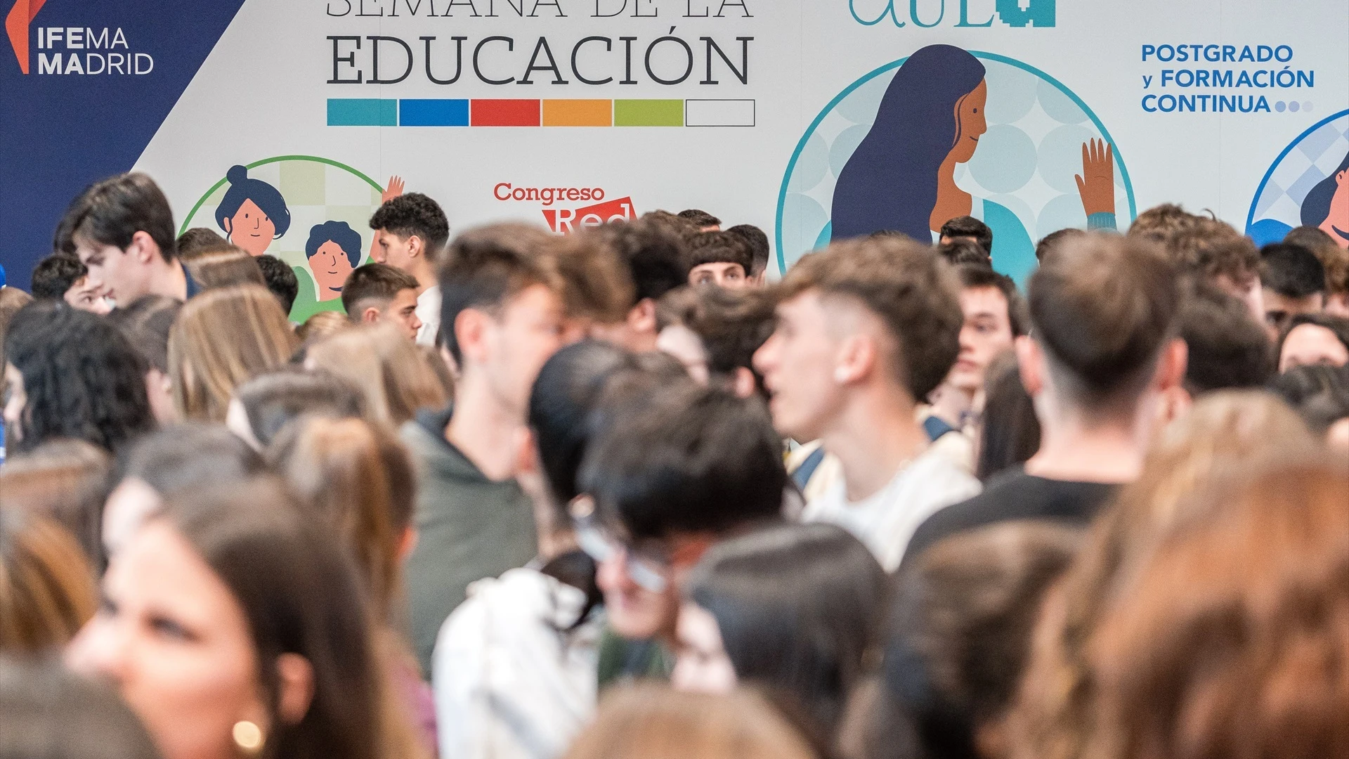 Ambiente durante la inauguración de la feria ‘Aula 2023’, en la IFEMA de Madrid, Ambiente durante la inauguración de la feria ‘Aula 2023’, en la IFEMA de Madrid,