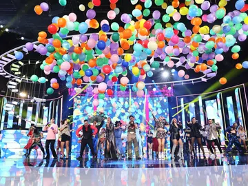 El espectacular arranque de ‘Tu cara me suena 10’: ¡Un show lleno de color para recibir a los nuevos concursantes!  El espectacular arranque de ‘Tu cara me suena 10’: ¡Un show lleno de color para recibir a los nuevos concursantes!