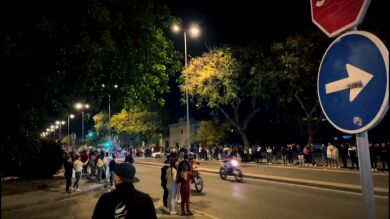 Denuncian carreras ilegales de motos en una calle principal de Jerez: 