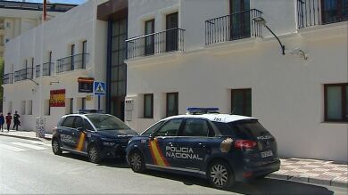 La madre del joven de 17 años detenido por matar de un tiro a su padrastro: 
