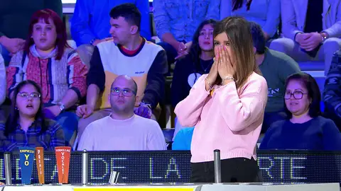 ¡Qué pena! Después de una larga jugada… Raquel falla y pierde 1.025 euros más el premio ¡Qué pena! Después de una larga jugada… Raquel falla y pierde 1.025 euros más el premio