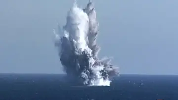 Prueba del dron nuclear submarino en Riwon Prueba del dron nuclear submarino en Riwon
