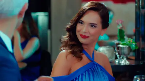 Defne regresa a la vida de Halit: “¡Él me conoce muy bien!” Defne regresa a la vida de Halit: “¡Él me conoce muy bien!”